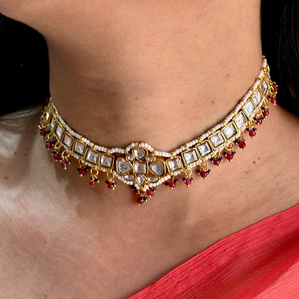 Charvi Choker