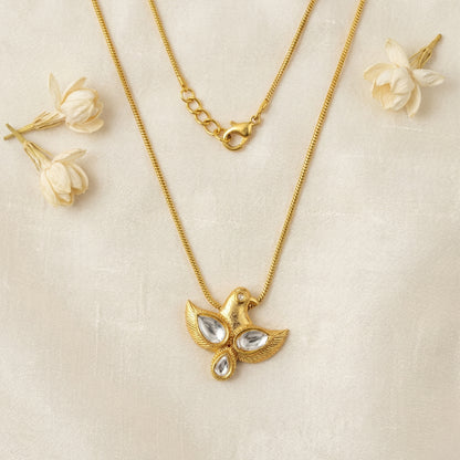 Baaz Pendant