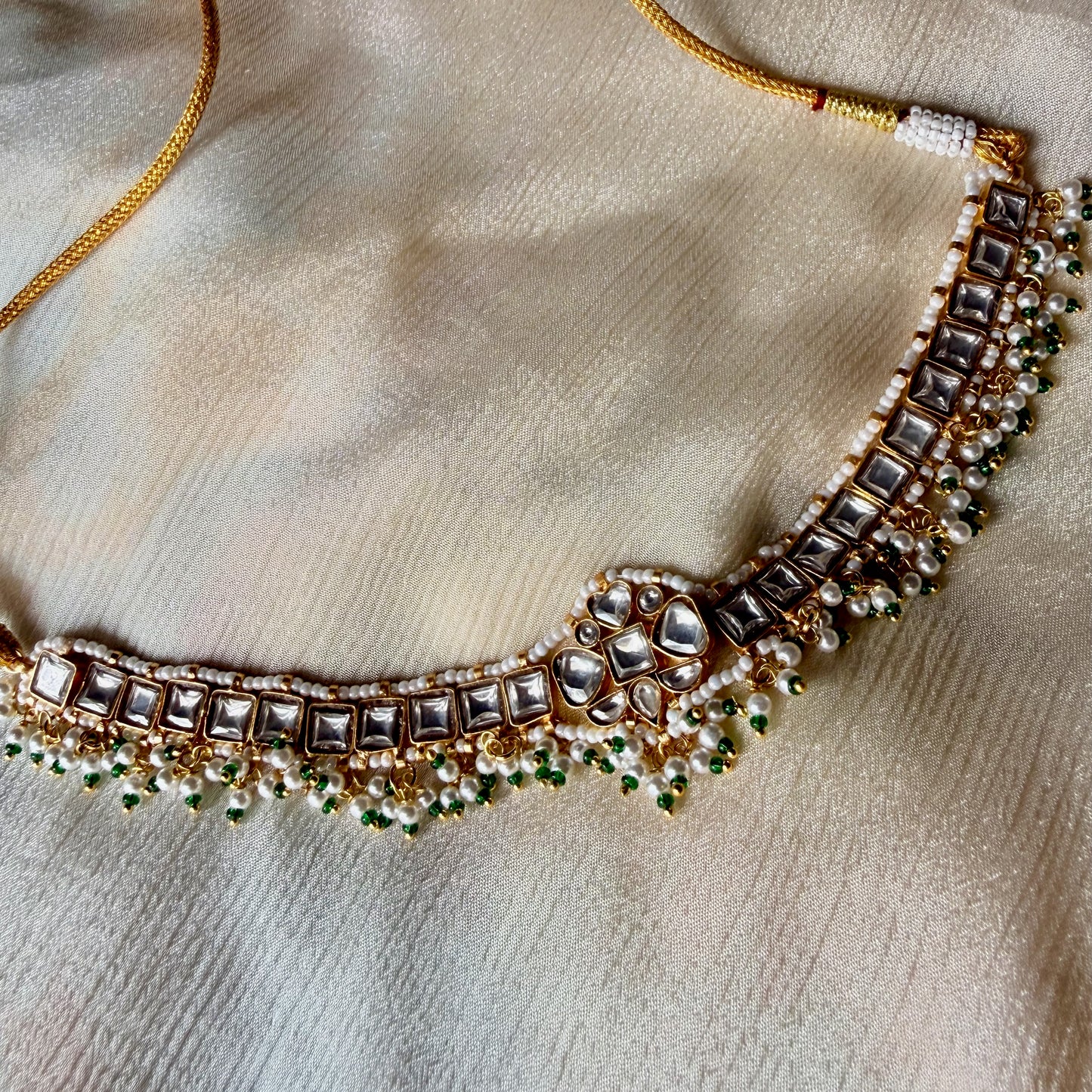 Charvi Choker
