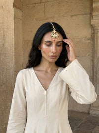 925 silver maangtika with moissanite polki and a pearl-green fringe