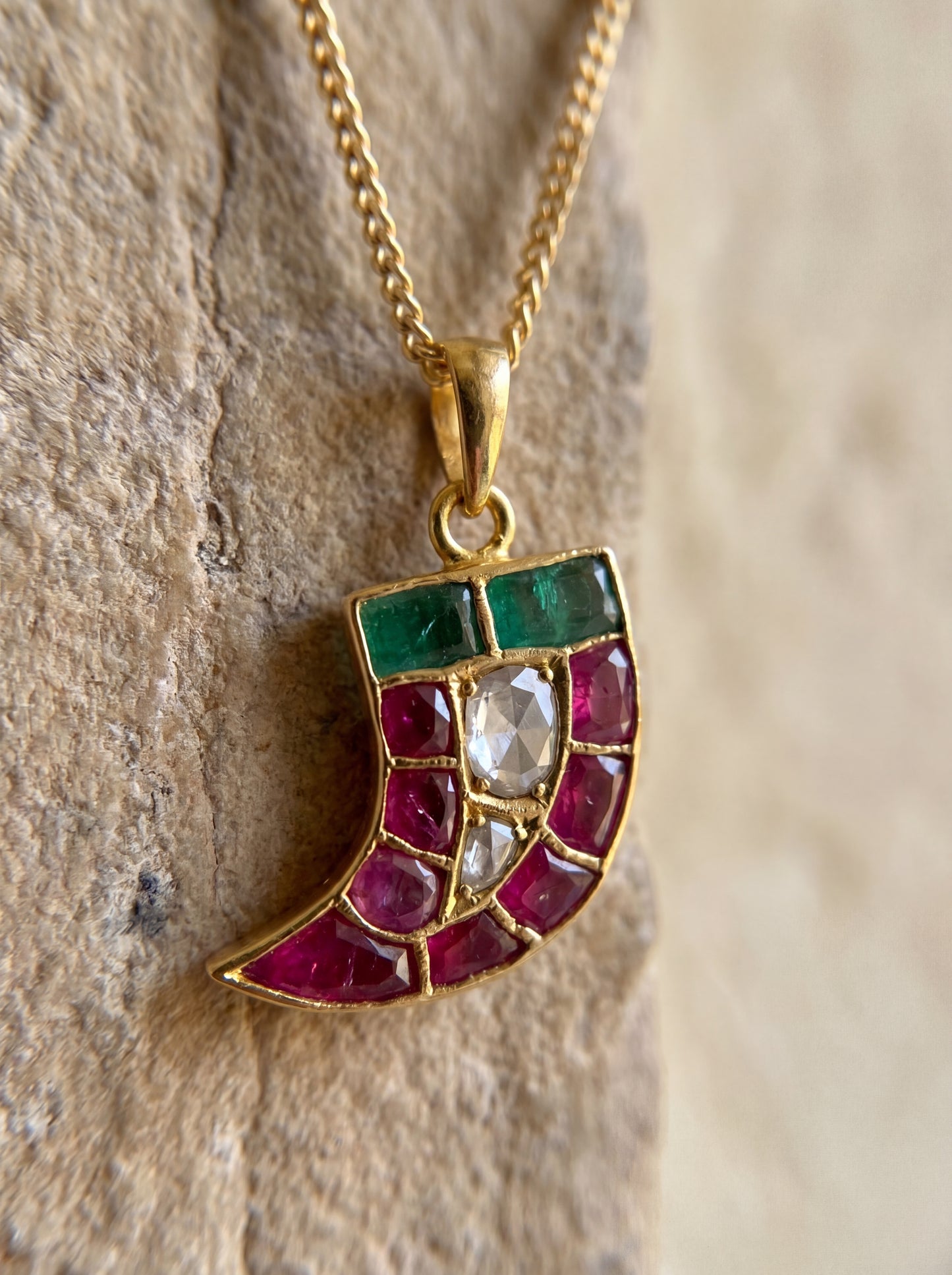 Sherni Pendant