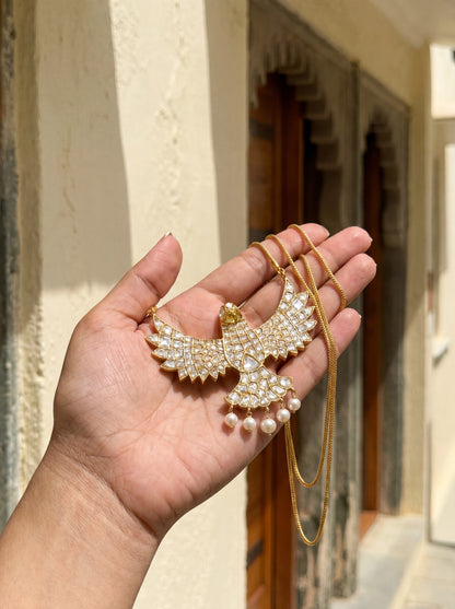Baaz Pendant