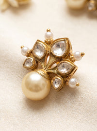 Moissanite Kundan stud earrings with a lustrous pearl drop