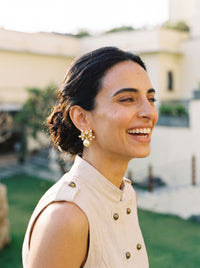 Moissanite Kundan stud earrings with a lustrous pearl drop