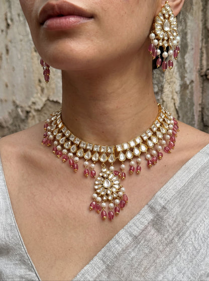 Rajeshwari Necklace Set
