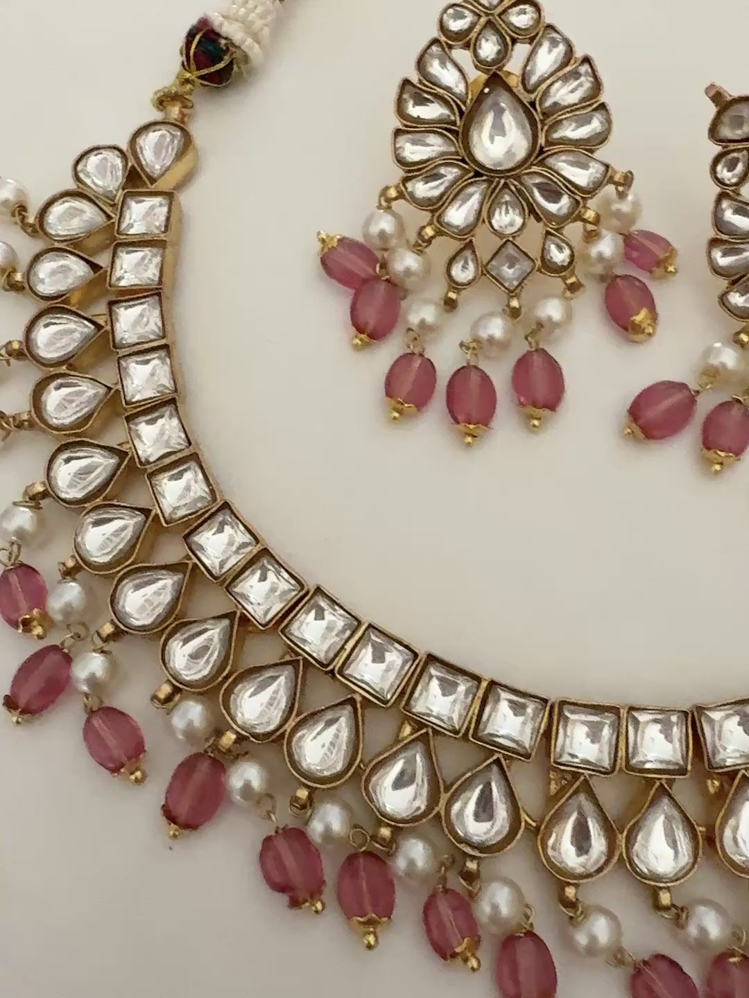 Rajeshwari Necklace Set