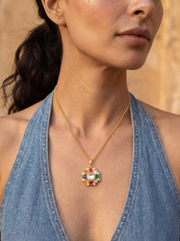 Sunflower pendant in Kundan or Navratna stones with an included gold chain