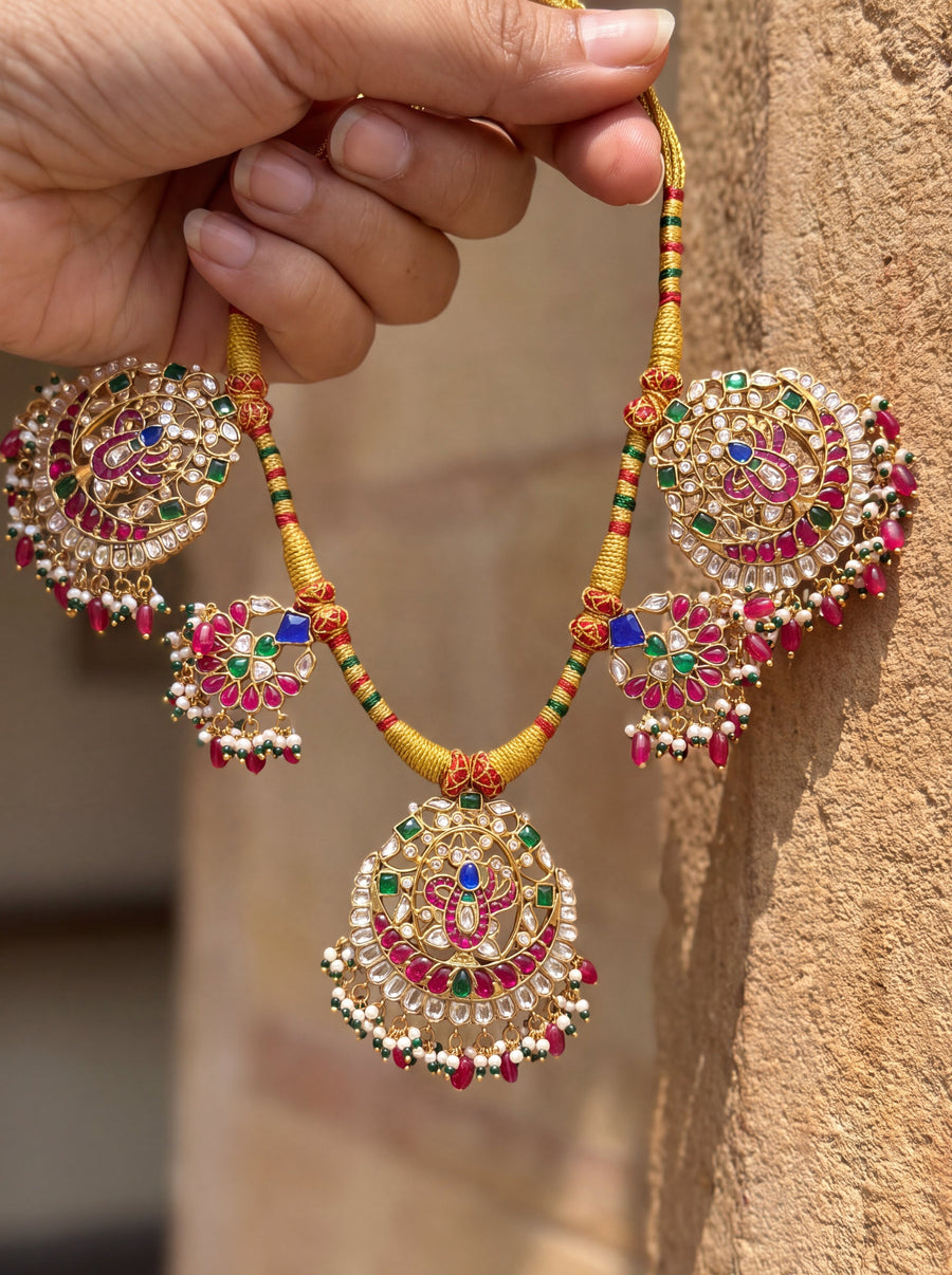 Gopi Choker