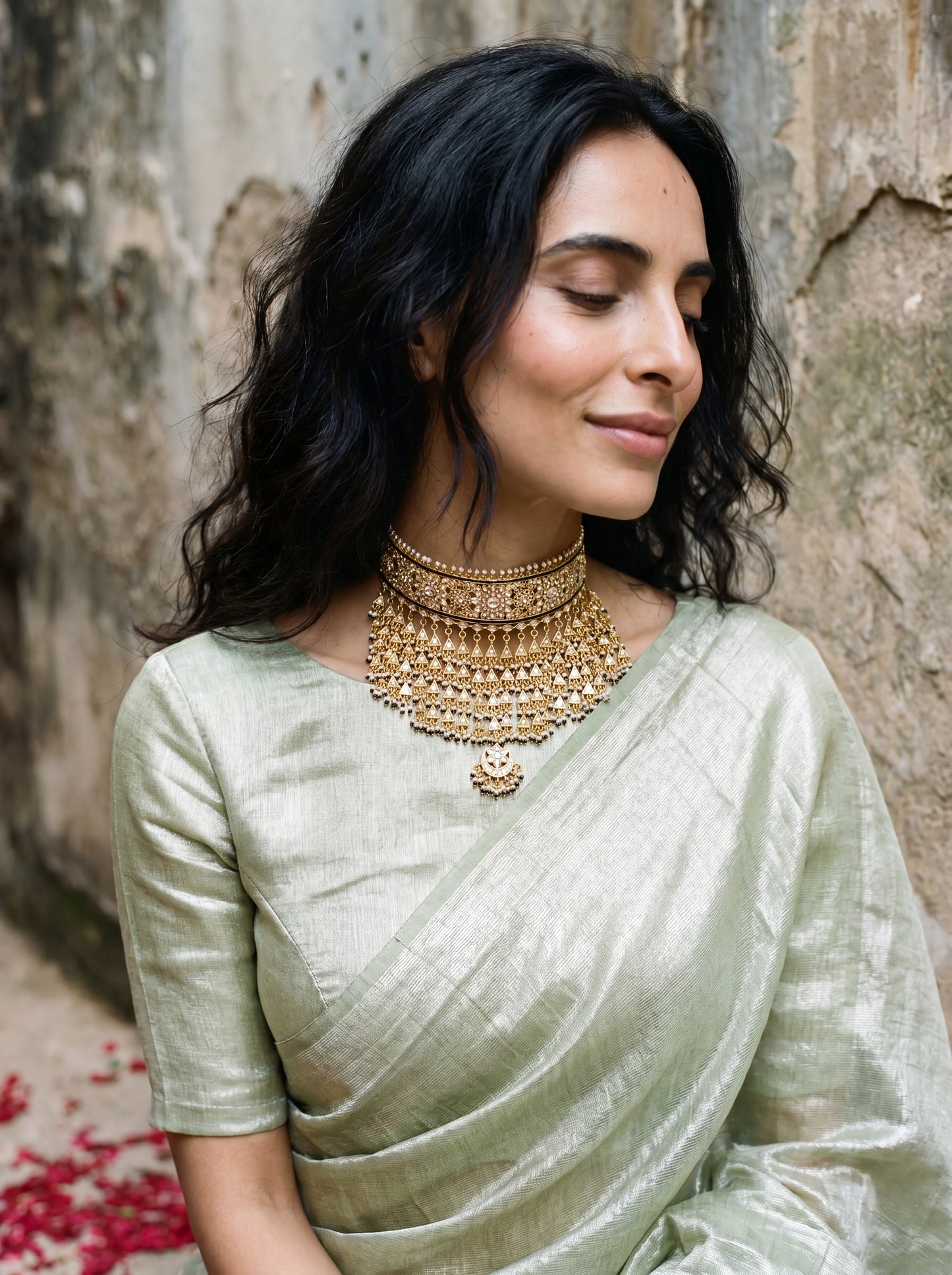 Ruhani Choker